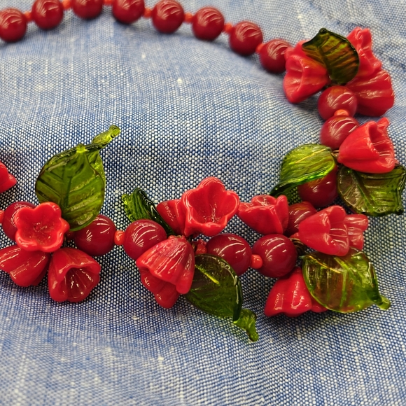 Vintage Jewelry - Vintage Venetian/Czech? Red Flowers and Green Leaves Handblown Glass Necklace